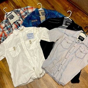 Bundle of 5 men’s shirts. Buckle Black and Affliction all in size Large